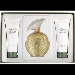 BNIB: HISTOIRE D’AMOUR by Abousson 3.4oz EDP 3-piece gift set